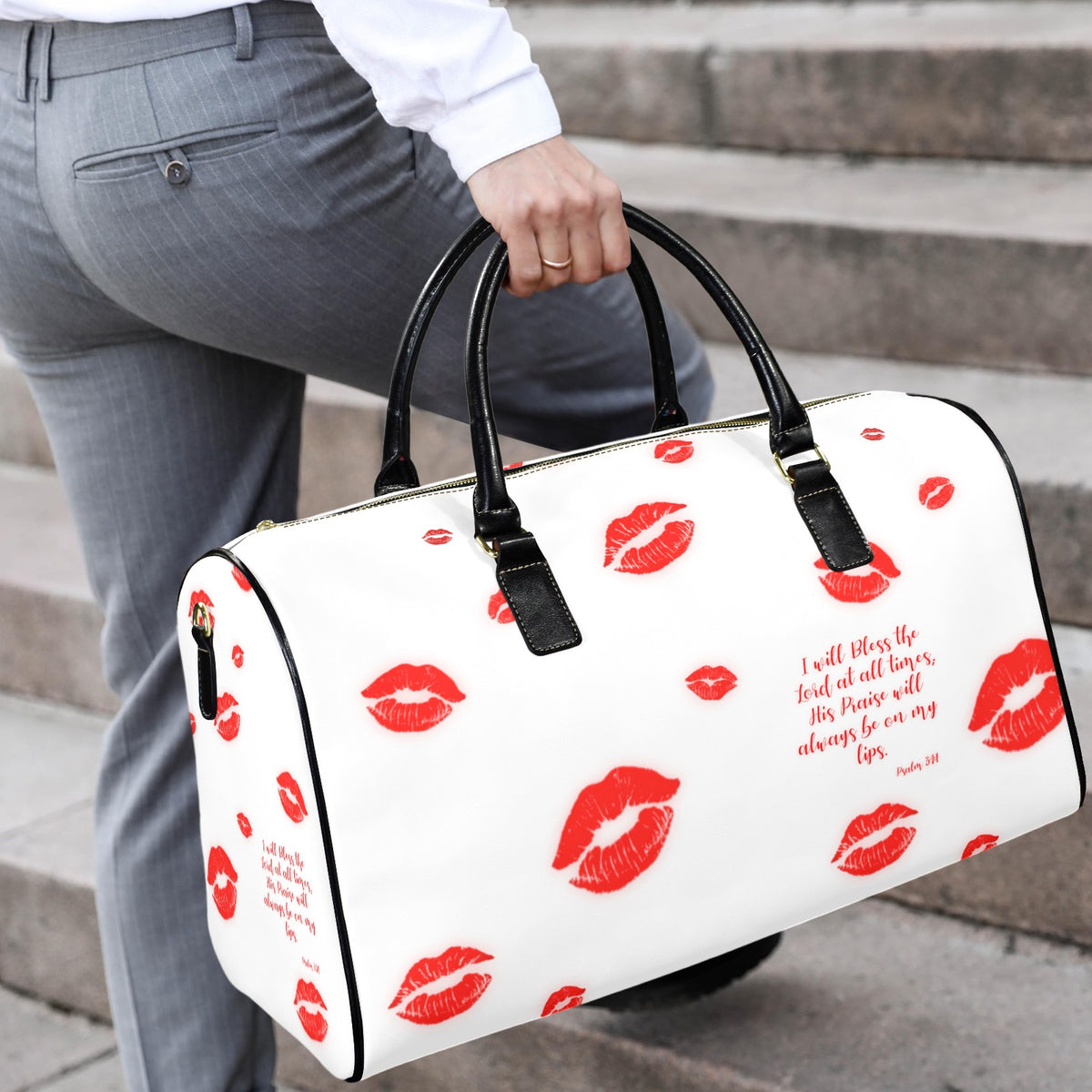 LEATHER PRAISE ON MY LIPS Travel Bag