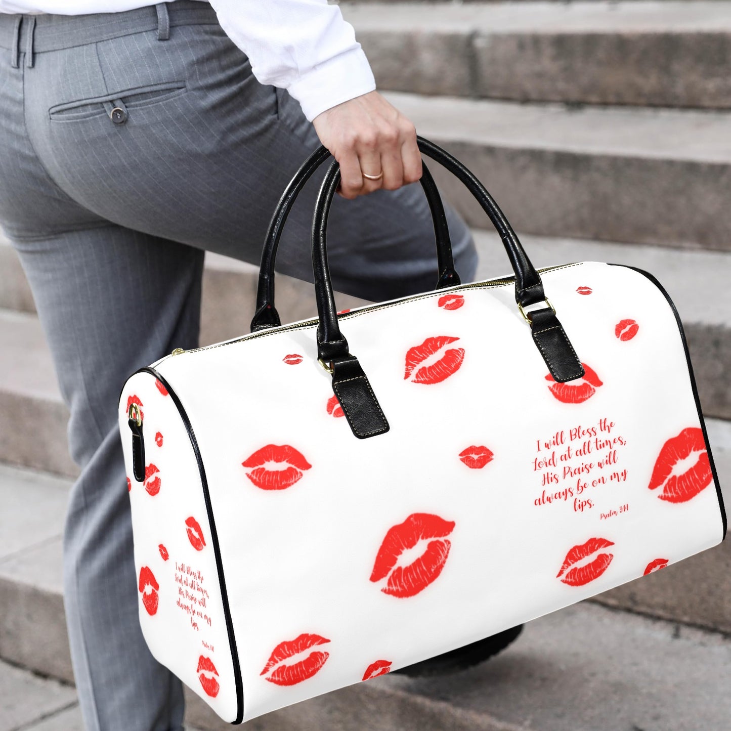 LEATHER PRAISE ON MY LIPS TRAVEL BAG